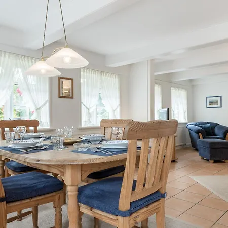 Nyaraló Huldas Hues *